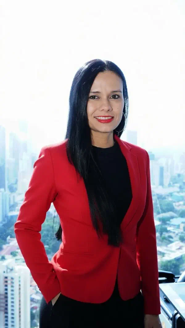 Laura Andrea Cáceres Cerrada